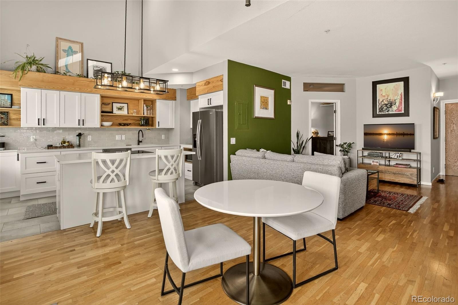 Denver, Colorado, 80218, United States, 2 Bedrooms Bedrooms, ,1 BathroomBathrooms,Residential,For Sale,1992053