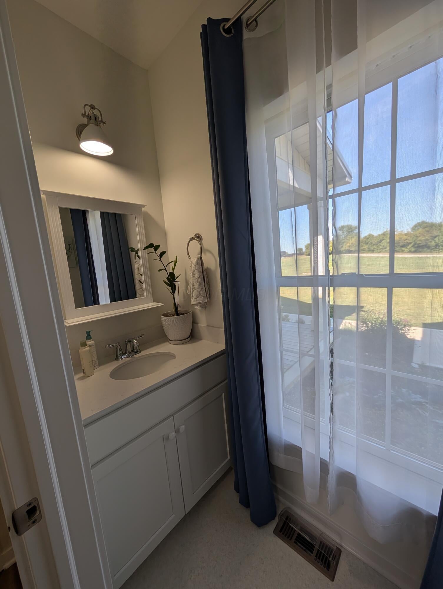 Orient, Ohio, 43146, United States, 4 Bedrooms Bedrooms, ,3 BathroomsBathrooms,Residential,For Sale,1990244