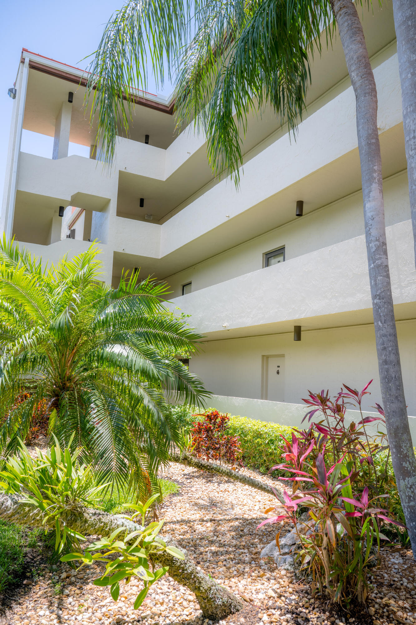 KEY LARGO, Florida, 33037, United States, 3 Bedrooms Bedrooms, ,2 BathroomsBathrooms,Residential,For Sale,1913329