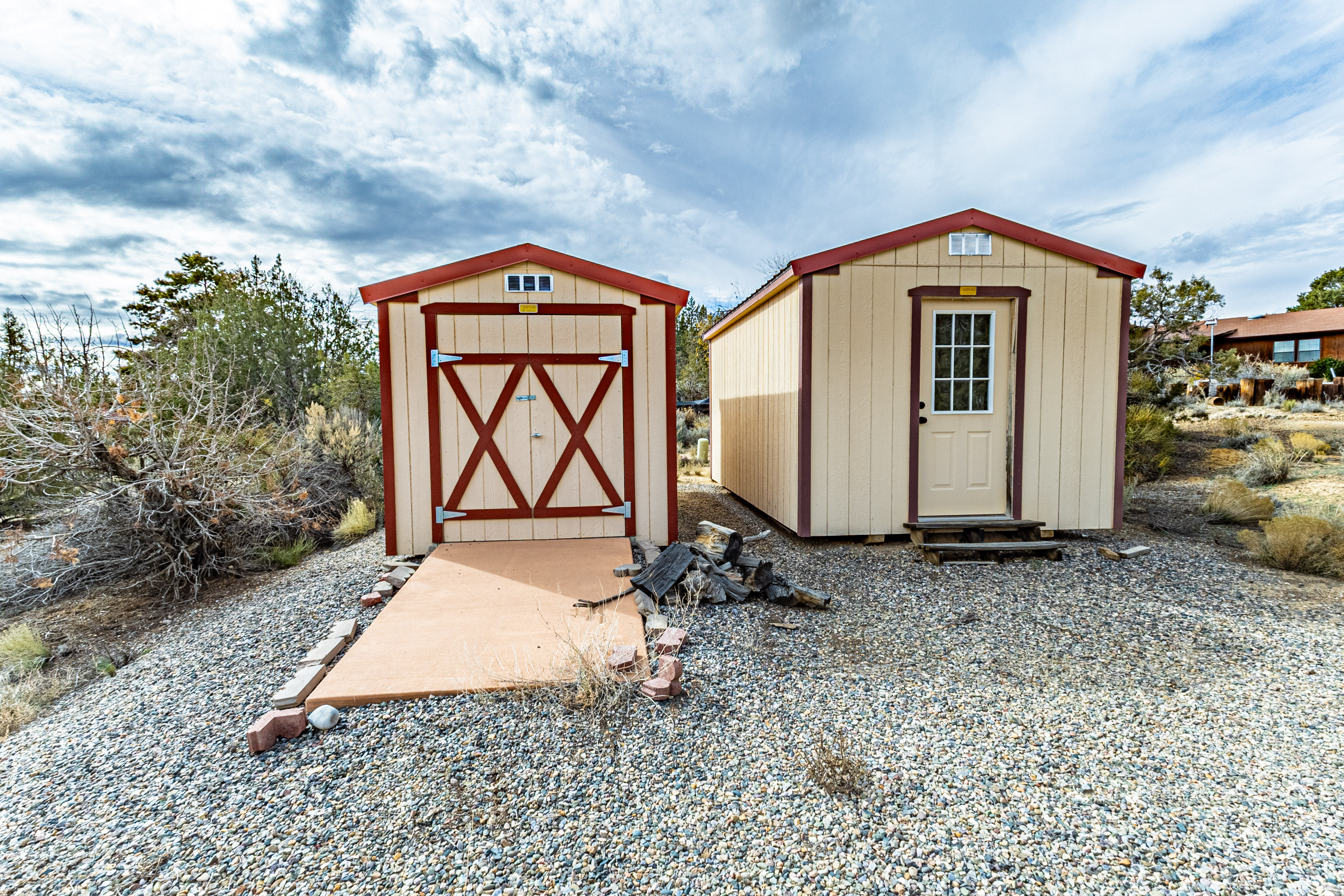 Farmington, New Mexico, 87402, United States, 4 Bedrooms Bedrooms, ,3 BathroomsBathrooms,Residential,For Sale,1995445