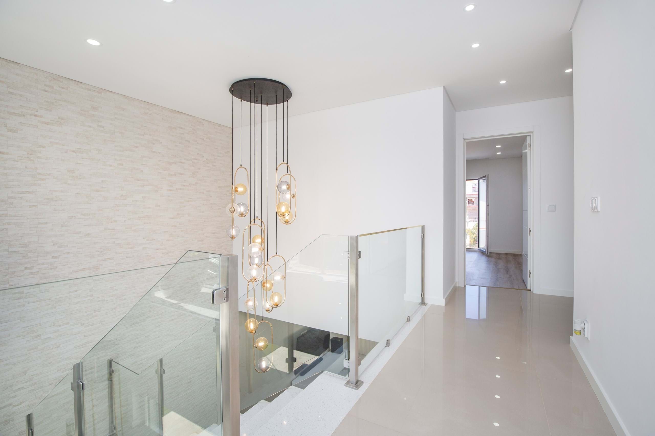 Almada, Setúbal, 2820-638, PT, 4 Bedrooms Bedrooms, ,2 BathroomsBathrooms,Residential,For Sale,1699362