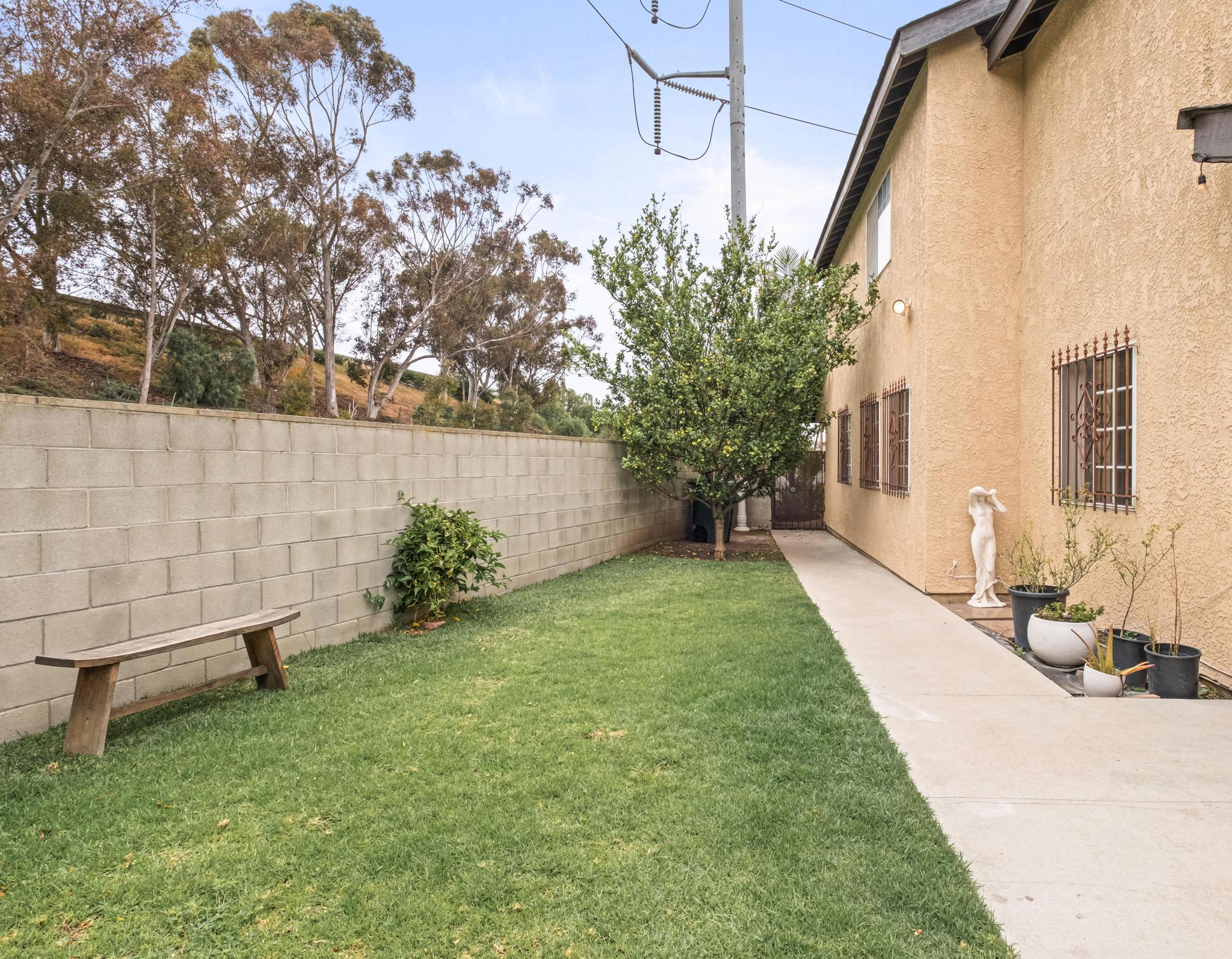 HAWTHORNE, California, 90250, United States, 4 Bedrooms Bedrooms, ,3 BathroomsBathrooms,Residential,For Sale,1798305