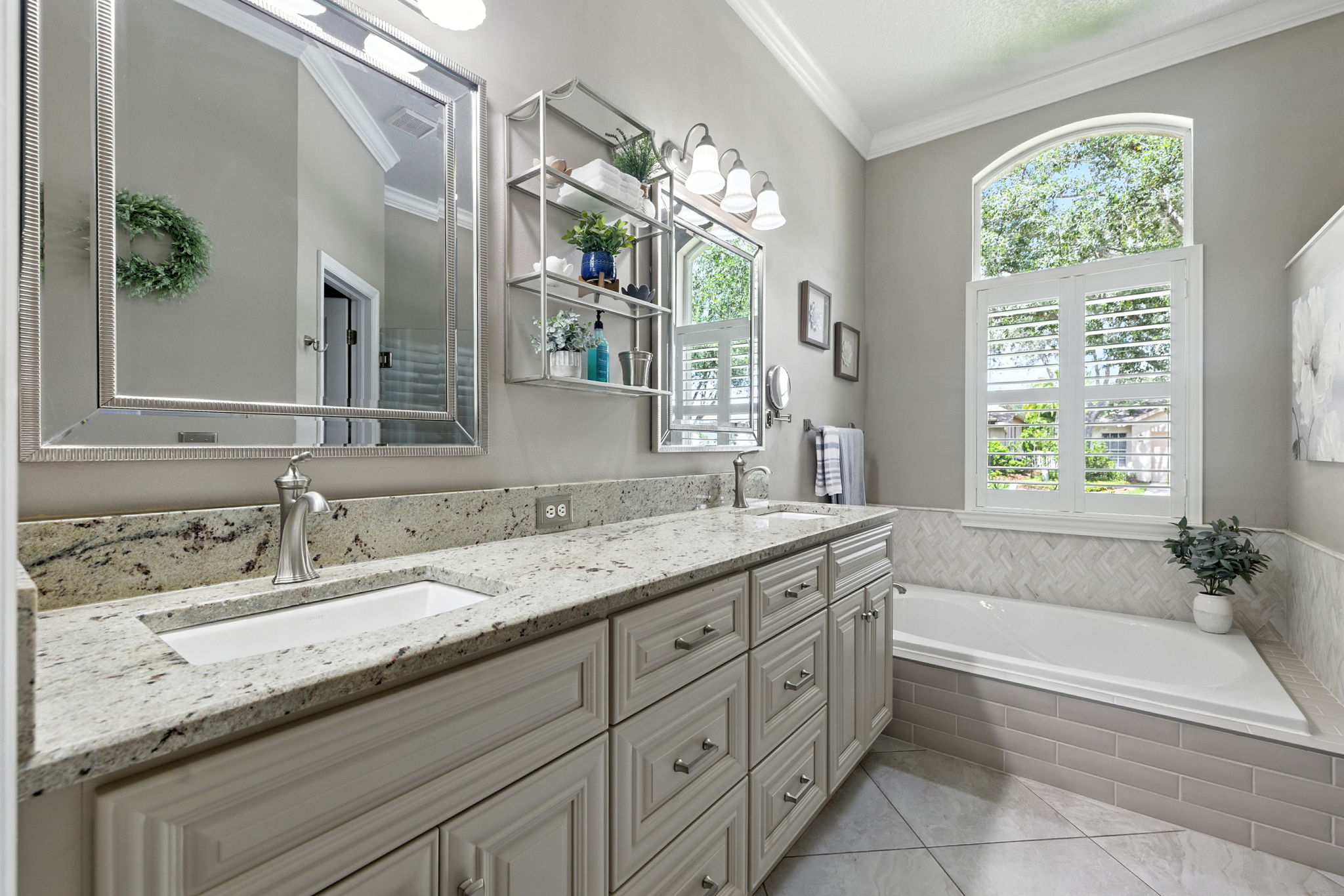 Tampa, Florida, 33647, United States, 3 Bedrooms Bedrooms, ,2 BathroomsBathrooms,Residential,For Sale,1937271