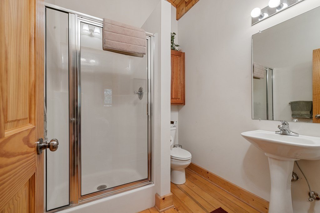 Blairsville, Georgia, 30512, United States, 3 Bedrooms Bedrooms, ,4 BathroomsBathrooms,Residential,For Sale,1895292