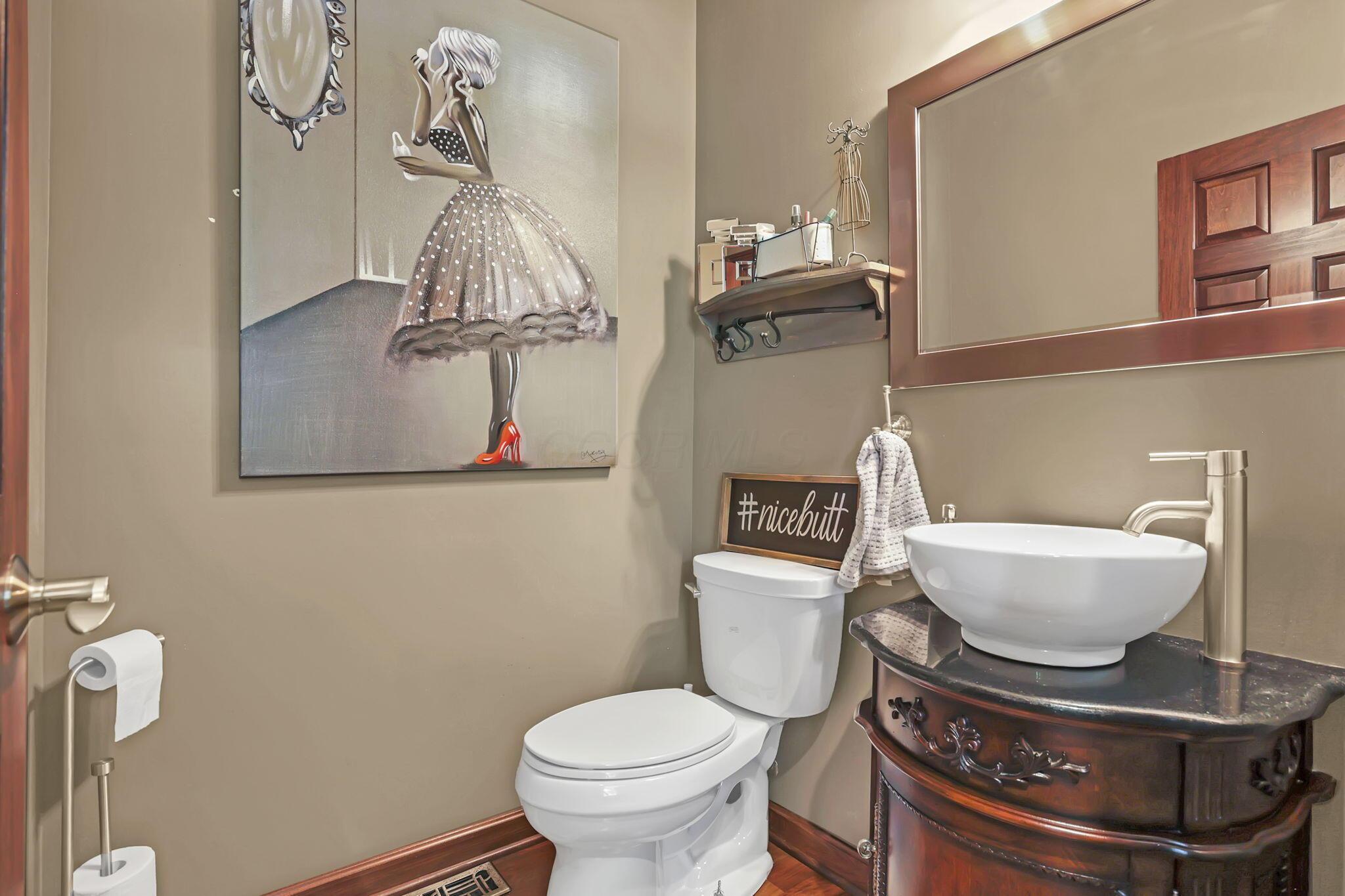 Newark, Ohio, 43055, United States, 4 Bedrooms Bedrooms, ,3 BathroomsBathrooms,Residential,For Sale,1928716