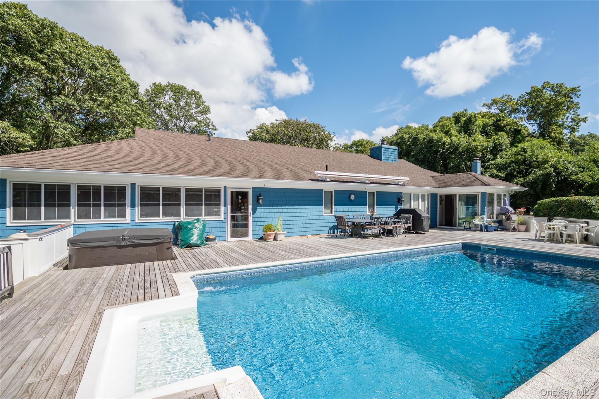 Hampton Bays, New York, 11946, United States, 3 Bedrooms Bedrooms, ,3 BathroomsBathrooms,Residential,For Sale,1935331