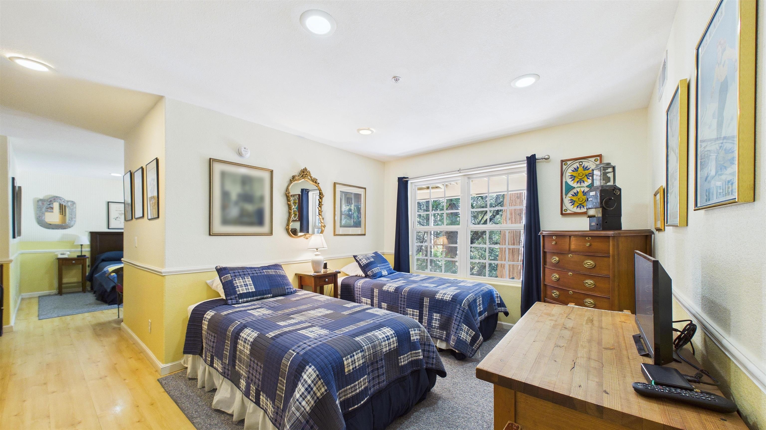 Twain Harte, California, 95383, United States, 9 Bedrooms Bedrooms, ,10 BathroomsBathrooms,Residential,For Sale,2017771