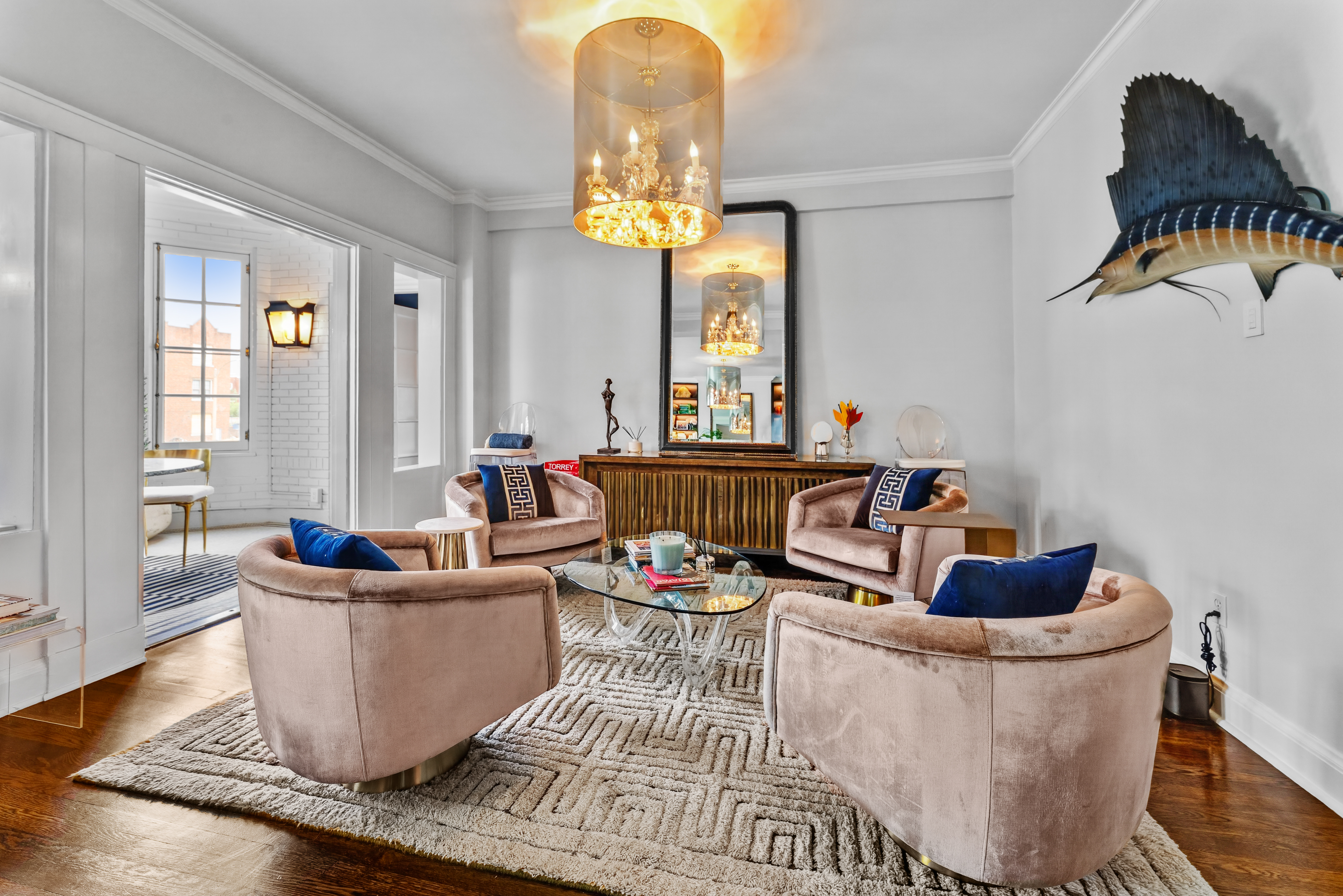  A Beautifully Renovated Residence at the Oxford - 物件實景