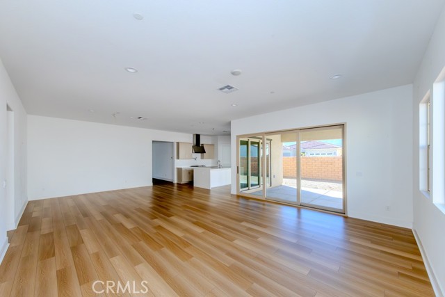 Corona, California, 92883, United States, 3 Bedrooms Bedrooms, ,3 BathroomsBathrooms,Residential,For Sale,1842584