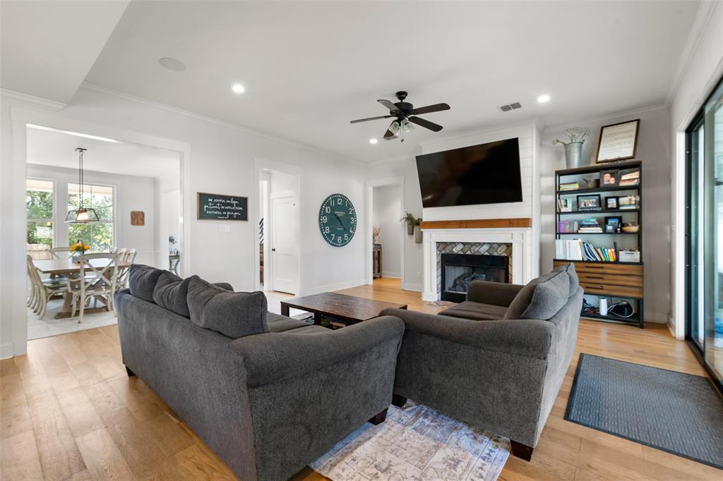 China Spring, Texas, 76633, United States, 4 Bedrooms Bedrooms, ,3 BathroomsBathrooms,Residential,For Sale,2010699