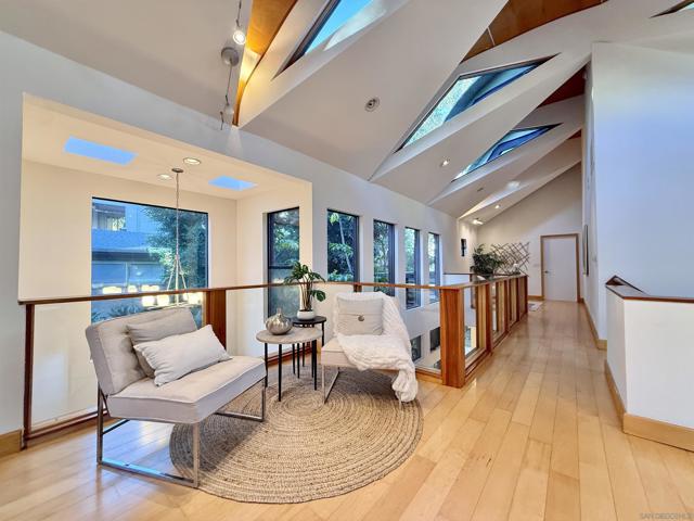 San Diego, California, 92103, United States, 2 Bedrooms Bedrooms, ,4 BathroomsBathrooms,Residential,For Sale,2009061