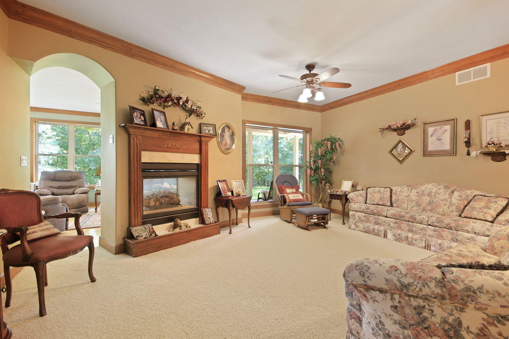 STURGEON, Missouri, 65284, United States, 3 Bedrooms Bedrooms, ,3 BathroomsBathrooms,Residential,For Sale,1921740