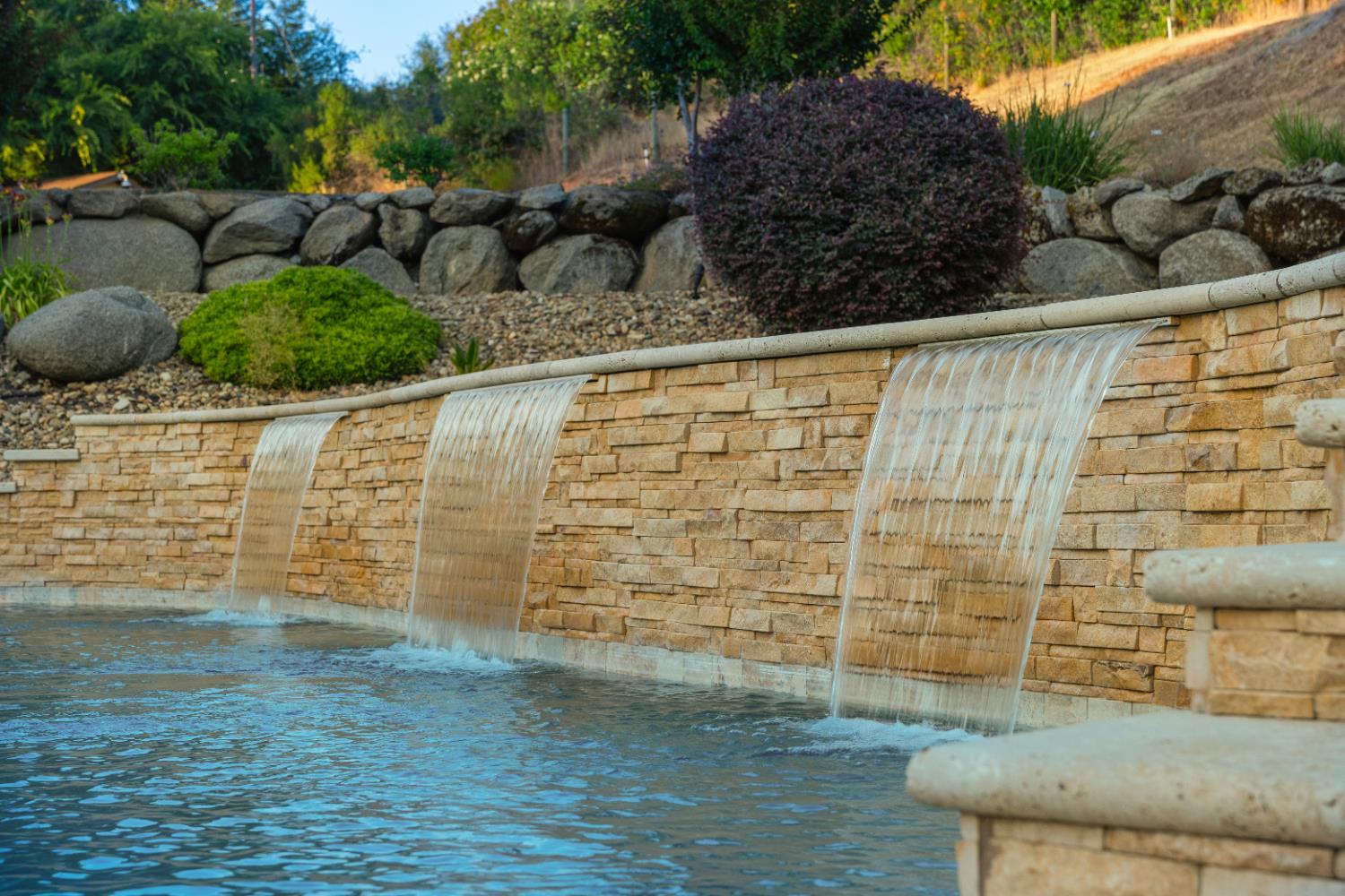 Loomis, California, 95650, United States, 5 Bedrooms Bedrooms, ,6 BathroomsBathrooms,Residential,For Sale,2003238