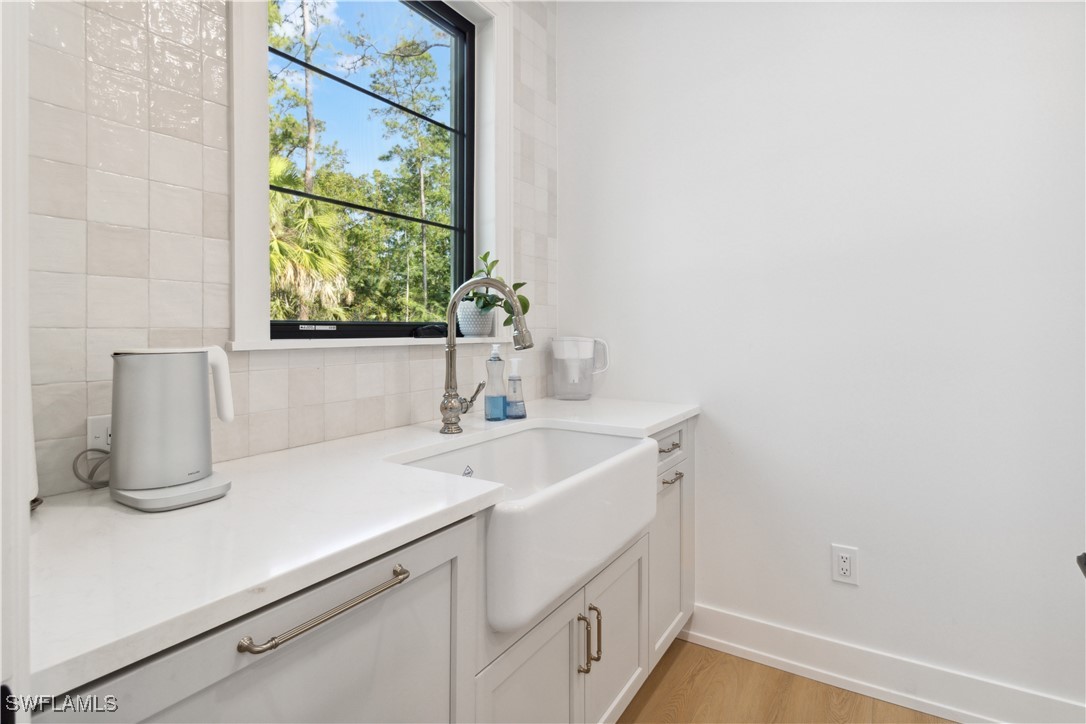 Naples, Florida, 34120, United States, 4 Bedrooms Bedrooms, ,6 BathroomsBathrooms,Residential,For Sale,1984444