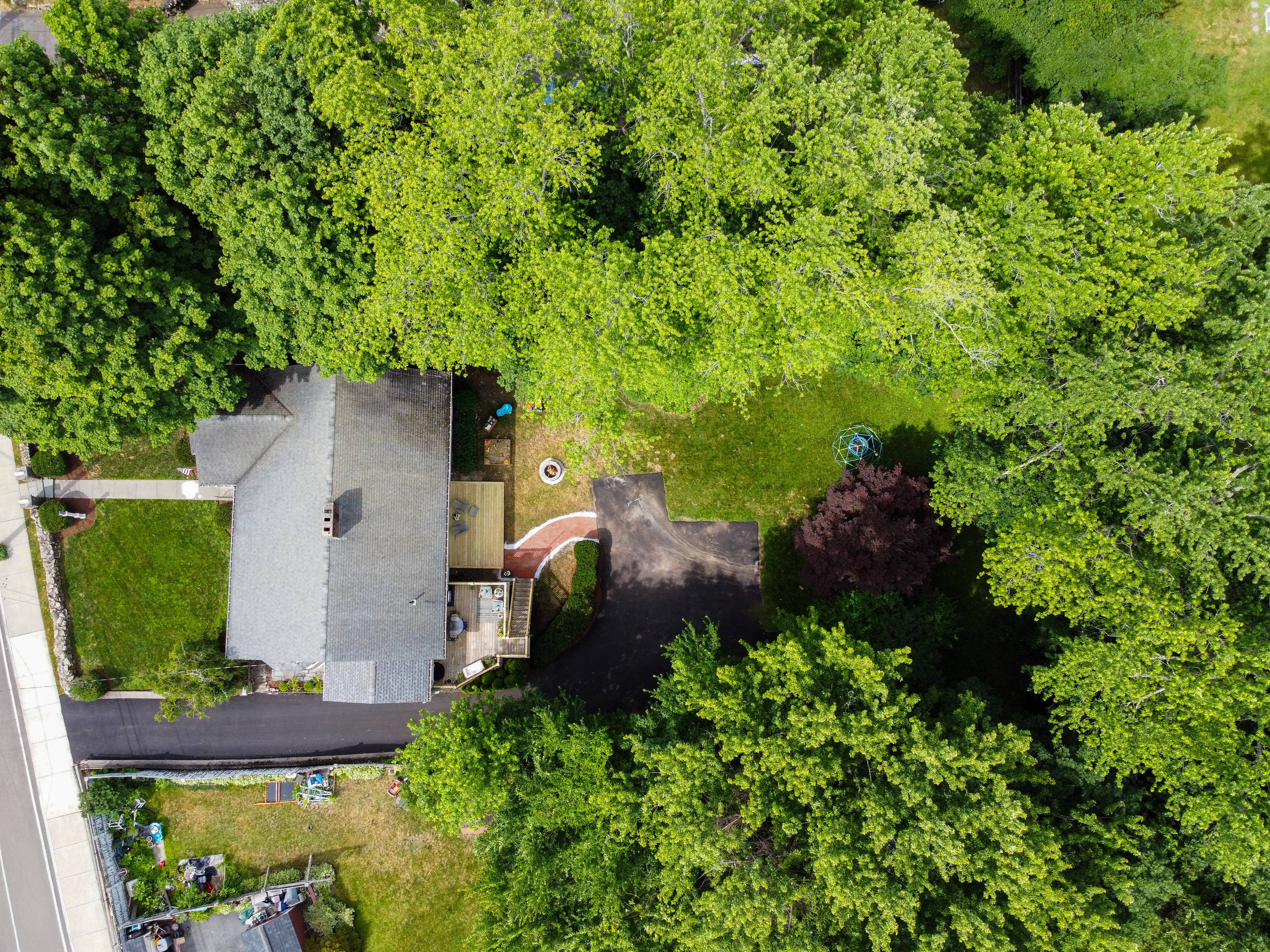 115 Walnut Street, Dedham, MA, 02026 - 物件實景