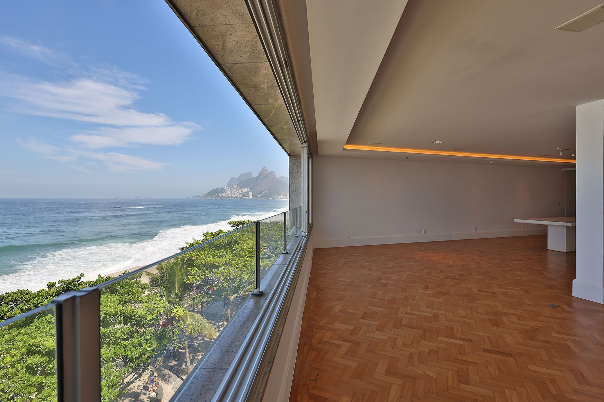  Exclusive penthouse with open views on Francisco Bhering - 物件實景