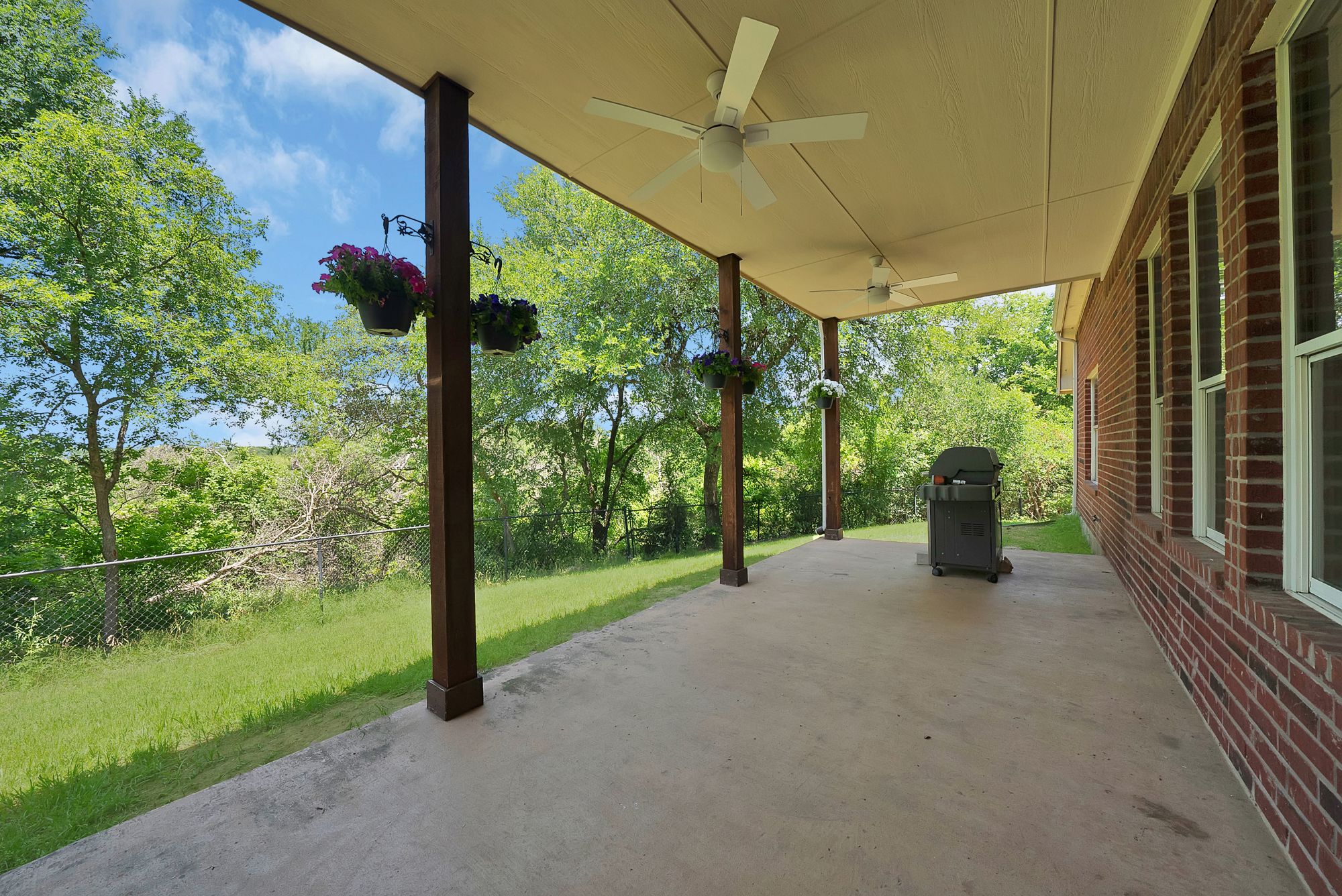  402 Valley View Court, Aledo, TX, 76008 - 物件實景