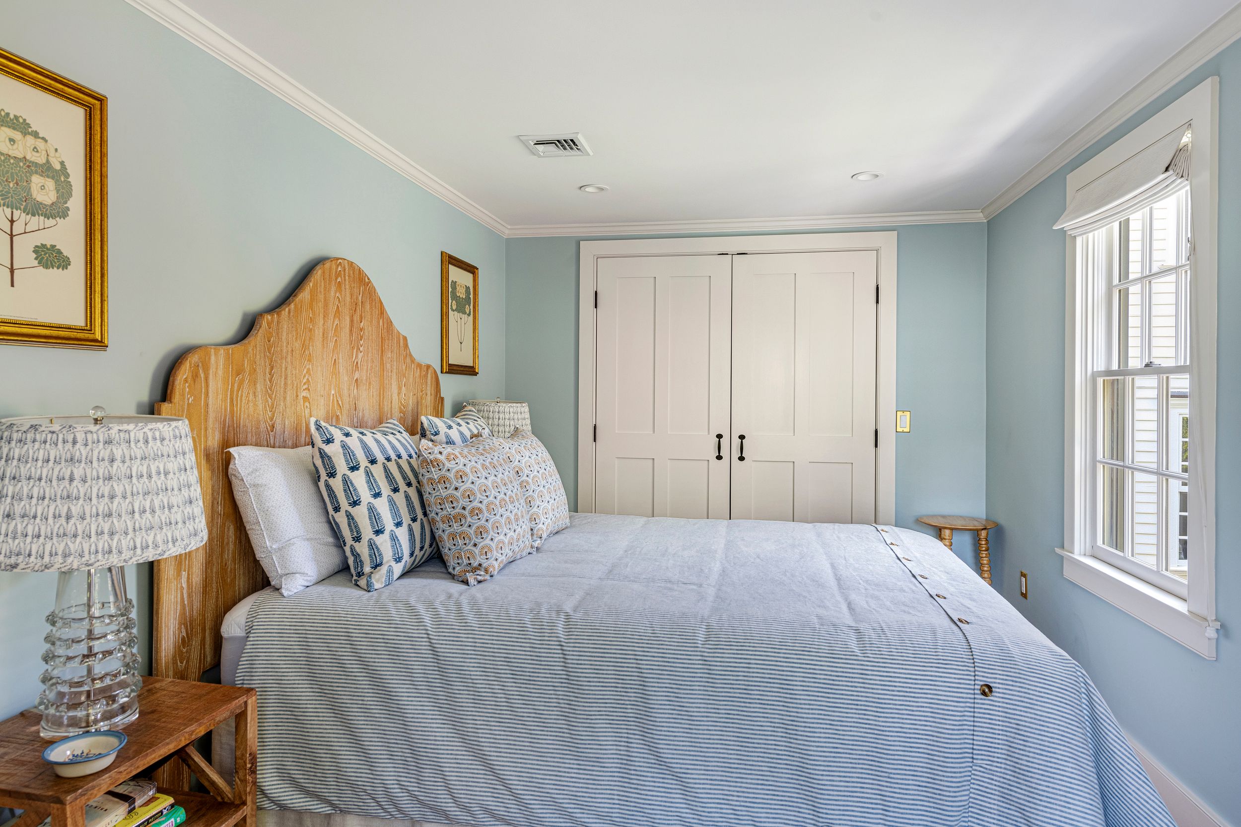 Exquisitely Renovated Home One Block from Water - 物件實景