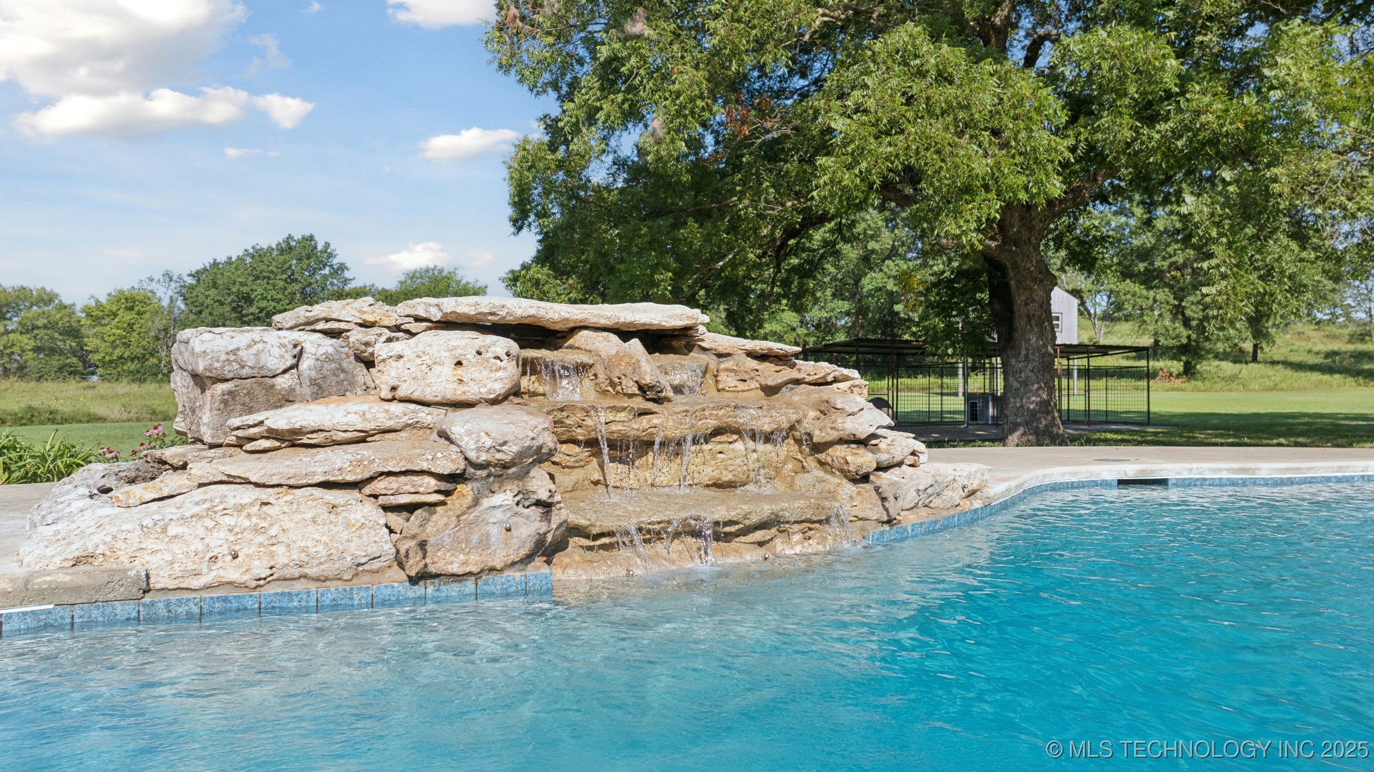 Henryetta, Oklahoma, 74437, United States, 4 Bedrooms Bedrooms, ,4 BathroomsBathrooms,Residential,For Sale,1939303