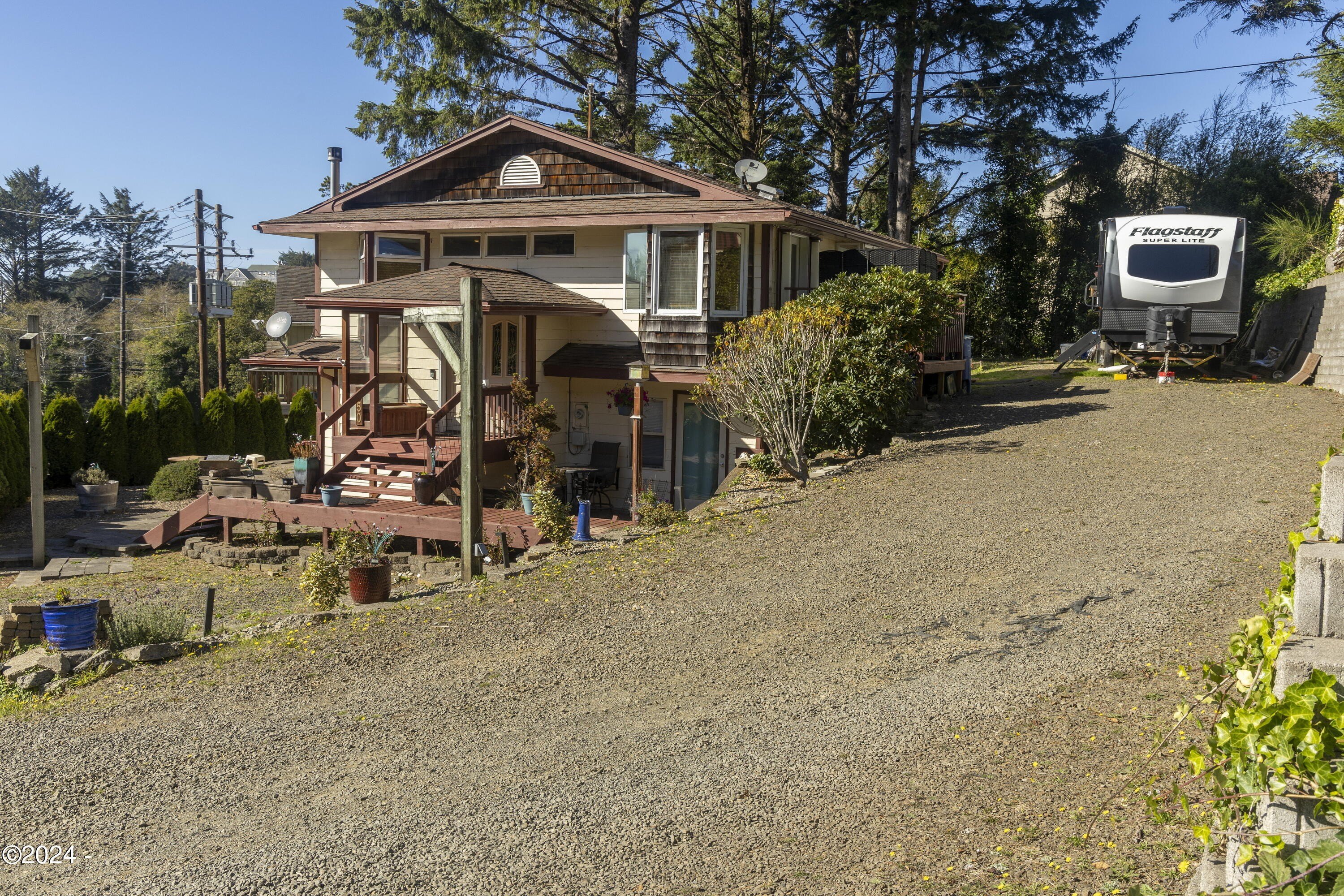 850 SE 31st, Lincoln City, Oregon, 97367, United States, 4 Bedrooms Bedrooms, ,2 BathroomsBathrooms,Residential,For Sale,850 SE 31st,1637852