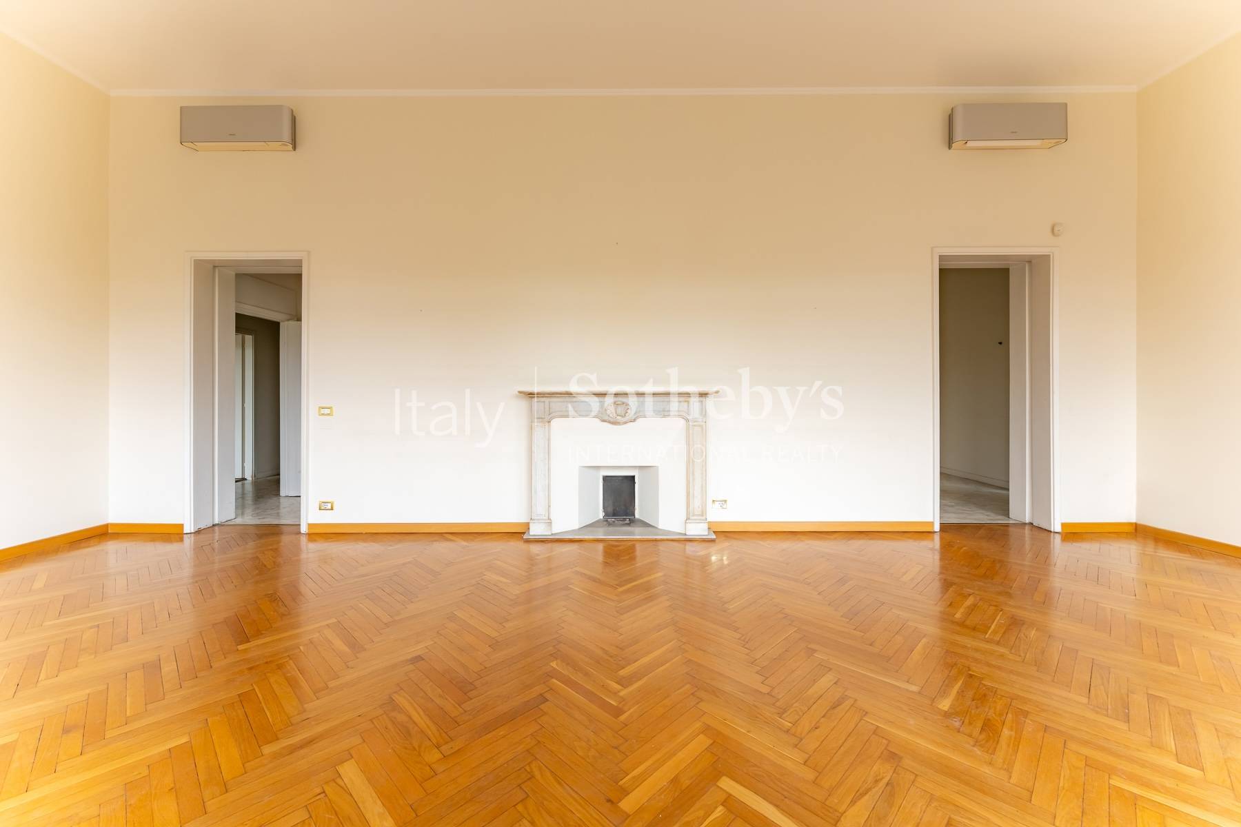  Elegant and spacious apartment with views of an exclusive garden - 物件實景