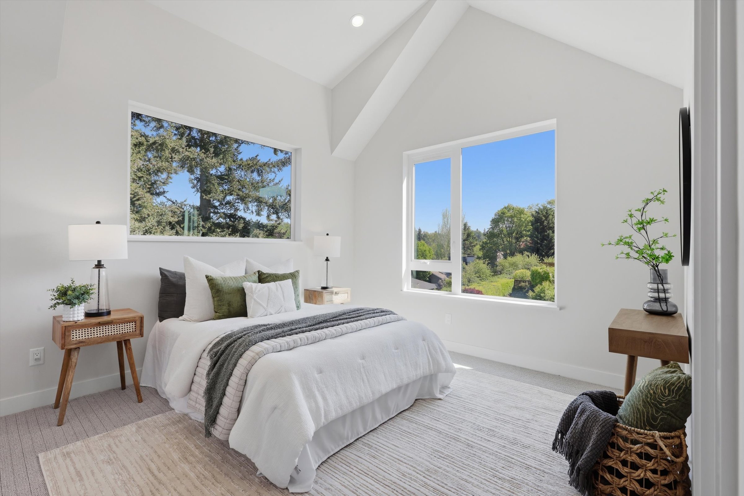  4233 S Bradford St, Seattle, WA 98118 - 物件實景