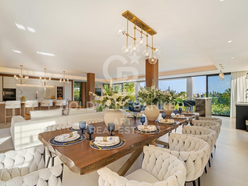 Marbella, Andalusia, ES, 6 Bedrooms Bedrooms, ,6 BathroomsBathrooms,Residential,For Sale,1874421