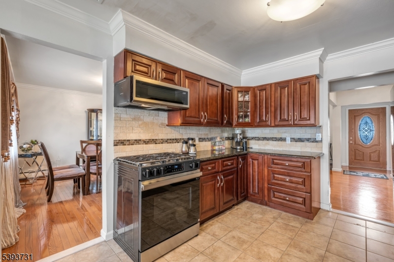 Woodland Park, New Jersey, 07424, United States, 3 Bedrooms Bedrooms, ,3 BathroomsBathrooms,Residential,For Sale,1984808