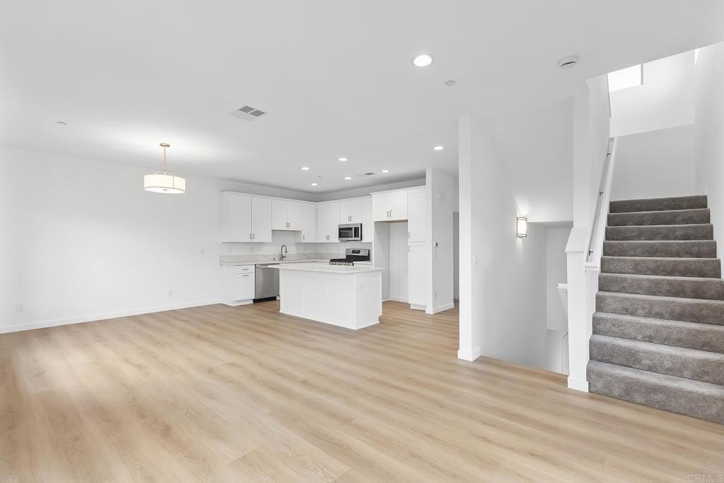 Lemon Grove, California, 91945, United States, 3 Bedrooms Bedrooms, ,3 BathroomsBathrooms,Residential,For Sale,1925665