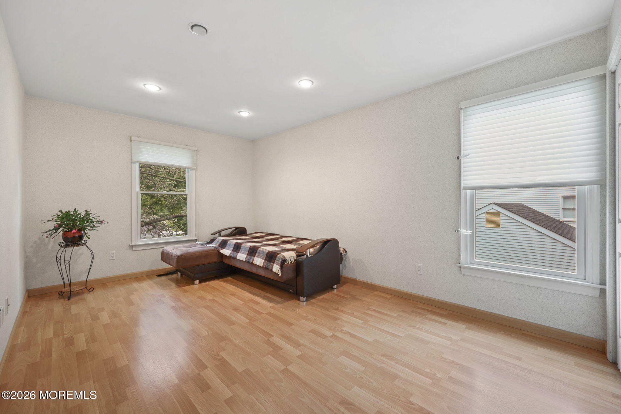 Marlboro, New Jersey, 07746, United States, 4 Bedrooms Bedrooms, ,4 BathroomsBathrooms,Residential,For Sale,2049108