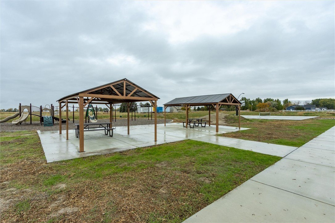 Billings, Montana, 59106, United States, 4 Bedrooms Bedrooms, ,3 BathroomsBathrooms,Residential,For Sale,1989883