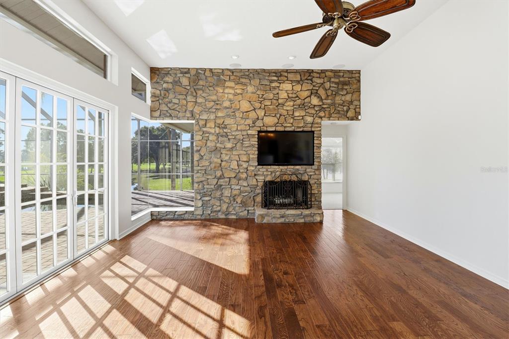 Lake Mary, Florida, 32746, United States, 4 Bedrooms Bedrooms, ,4 BathroomsBathrooms,Residential,For Sale,2000919