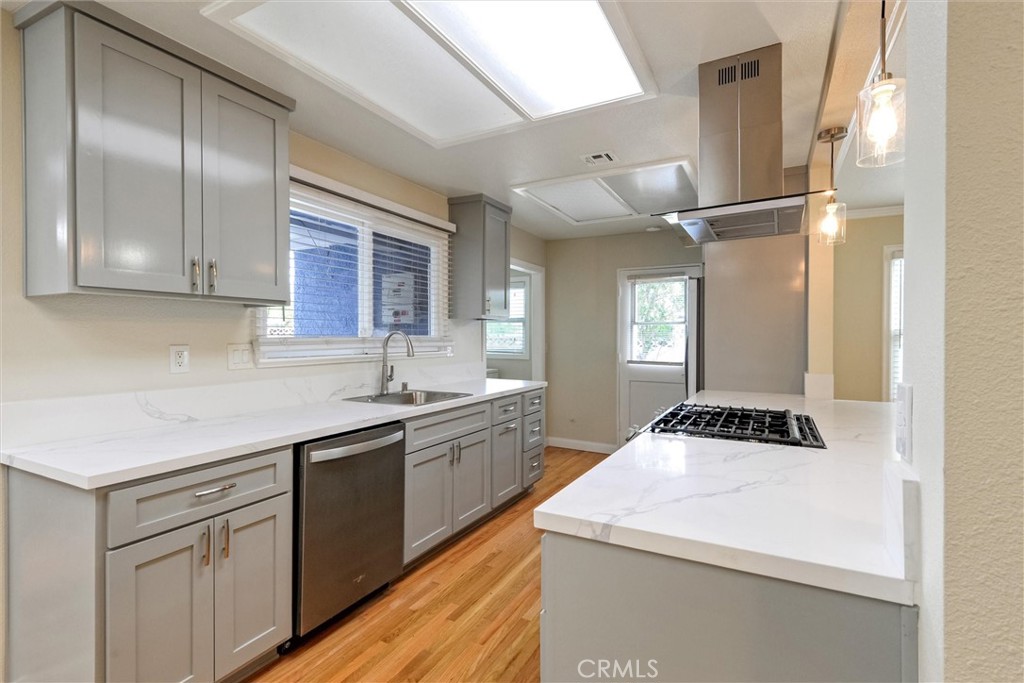 Buena Park, California, 90620, United States, 4 Bedrooms Bedrooms, ,3 BathroomsBathrooms,Residential,For Sale,1846266