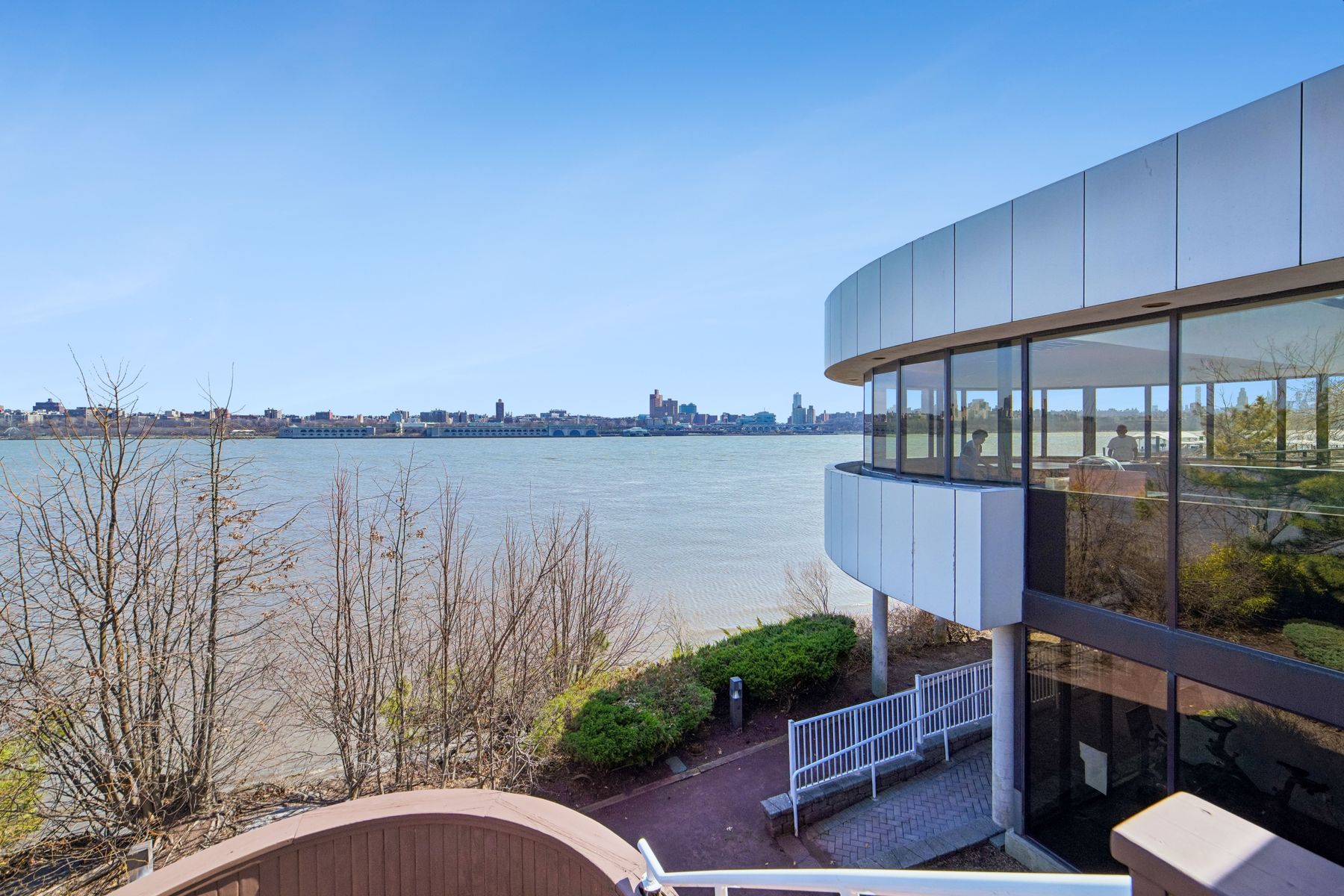  1055 River Road, Edgewater, NJ 07020 - 物件實景