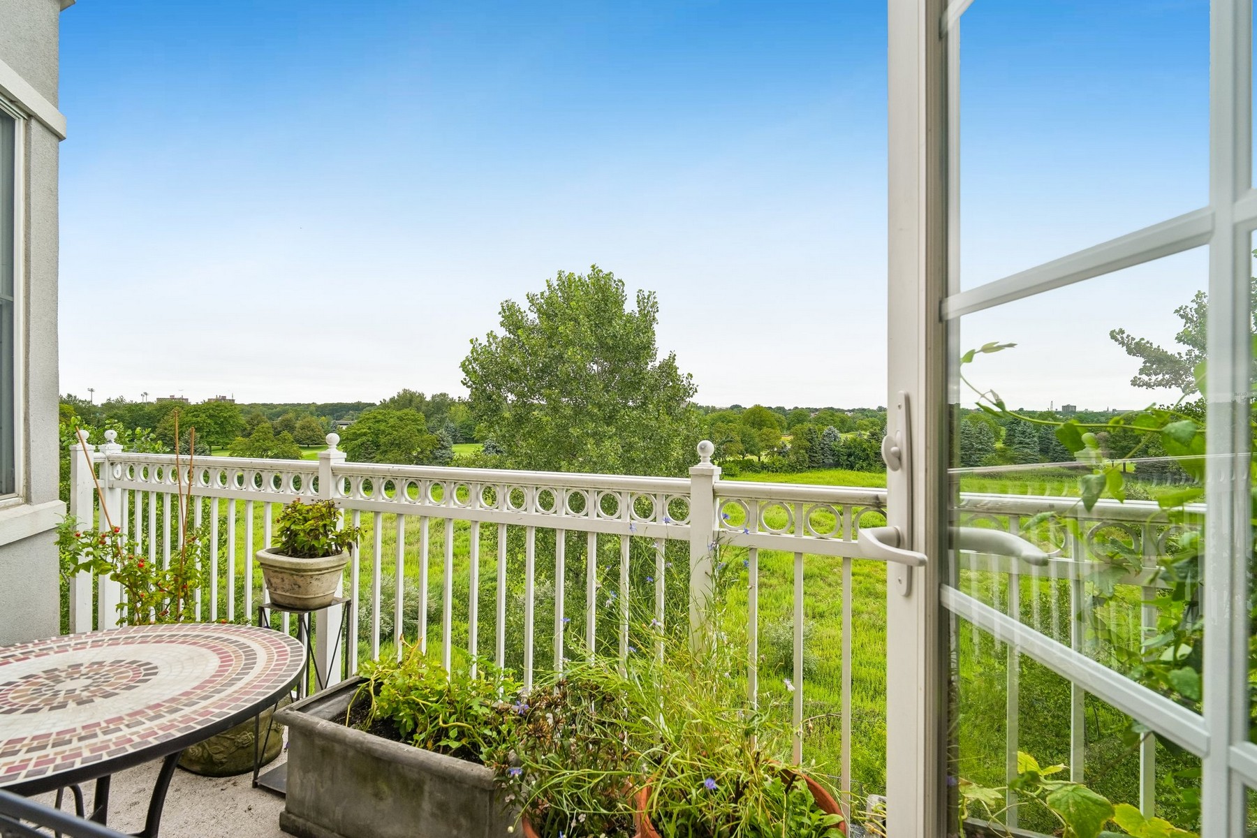  15 Enterprise Ct, Jc, Greenville, NJ, 07305 - 物件實景