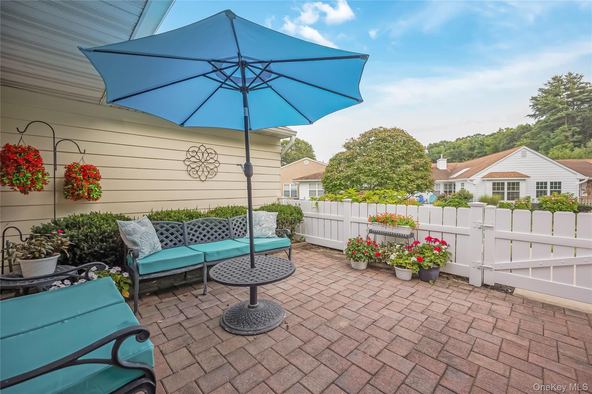 Coram, New York, 11727, United States, 2 Bedrooms Bedrooms, ,2 BathroomsBathrooms,Residential,For Sale,1917396