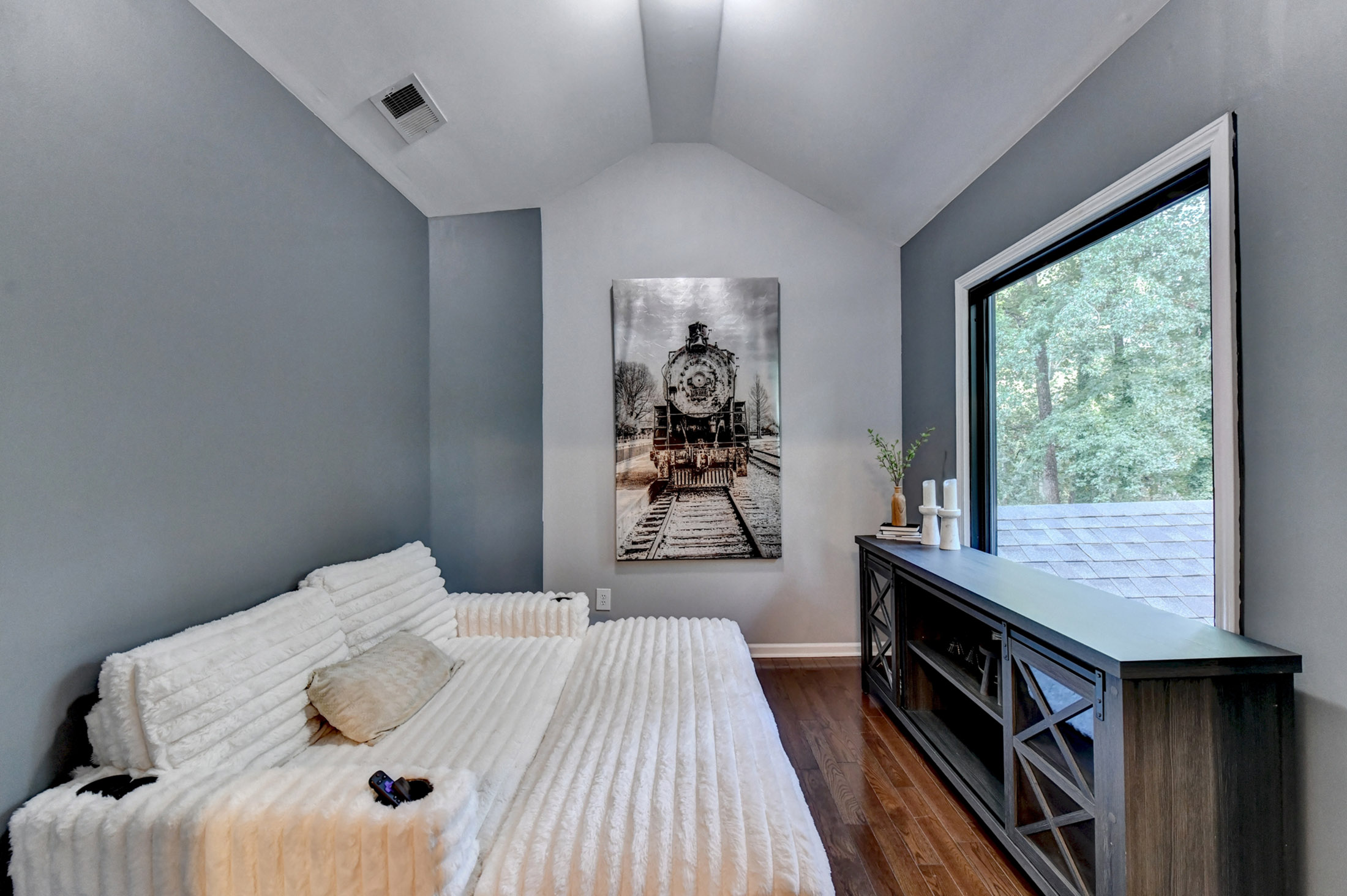  Nestled Within One of Smyrna’s Most Desirable Neighborhoods in Grace Meadows - 物件實景