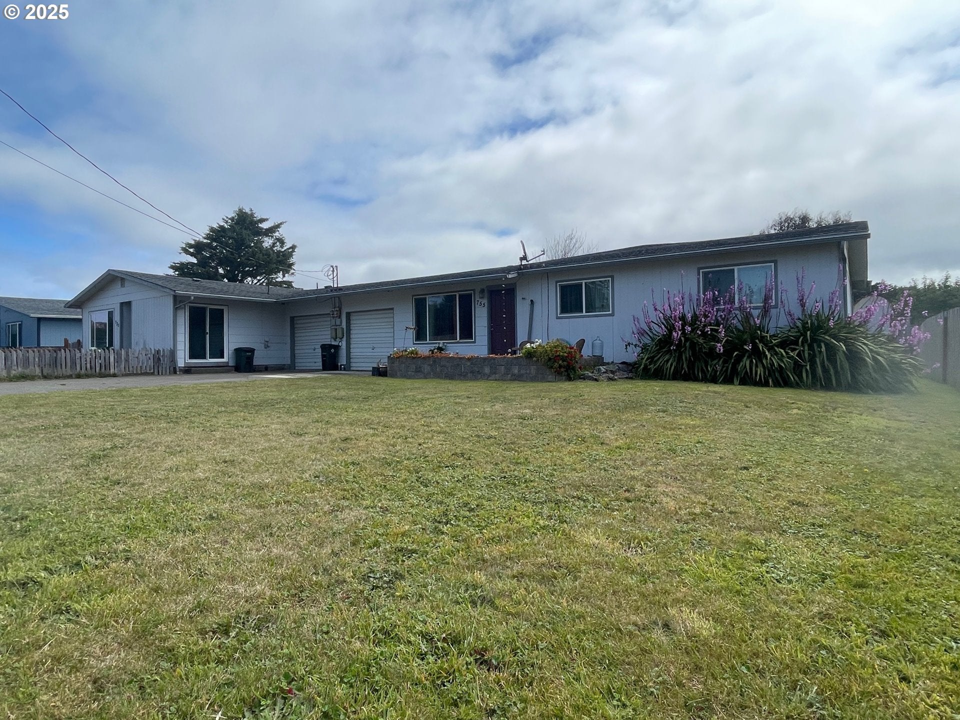 Bandon, Oregon, 97411, United States, ,Residential,For Sale,1923240