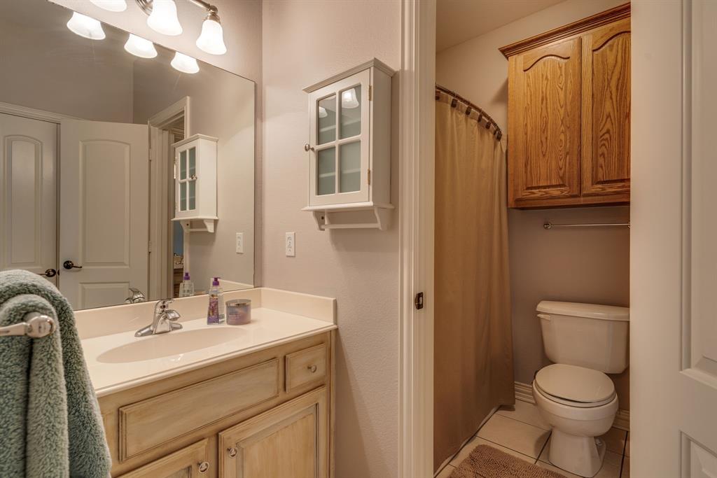 Midlothian, Texas, 76065, United States, 4 Bedrooms Bedrooms, ,4 BathroomsBathrooms,Residential,For Sale,1931685