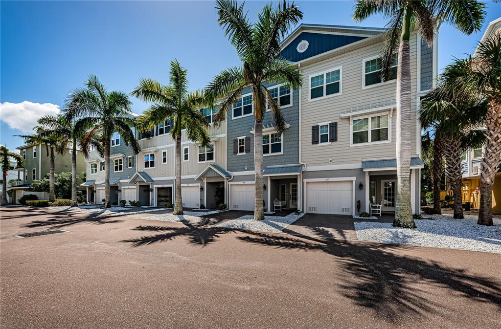 Indian Rocks Beach, Florida, 33785, United States, 4 Bedrooms Bedrooms, ,3 BathroomsBathrooms,Residential,For Sale,1938531