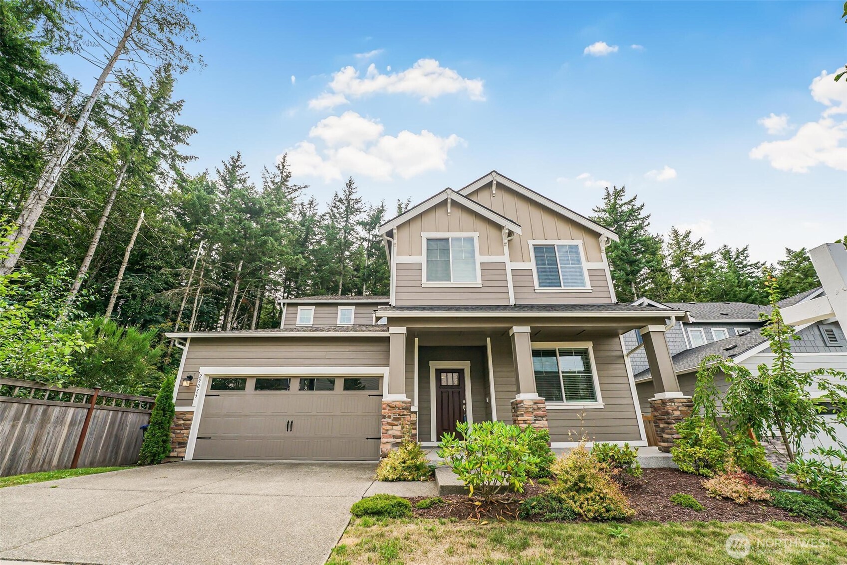 Maple Valley, Washington, 98010, United States, 5 Bedrooms Bedrooms, ,2 BathroomsBathrooms,Residential,For Sale,1917567