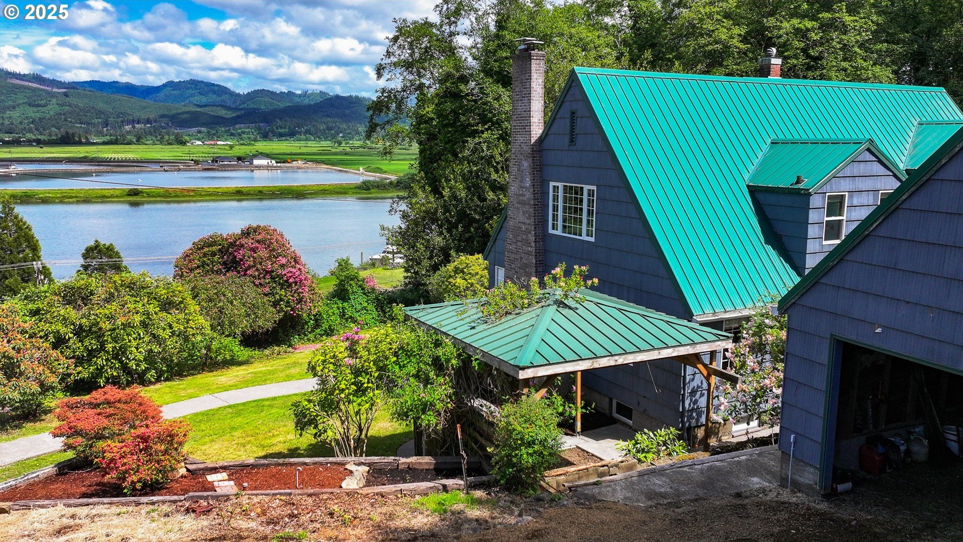 Nehalem, Oregon, 97131, United States, 5 Bedrooms Bedrooms, ,3 BathroomsBathrooms,Residential,For Sale,1847261