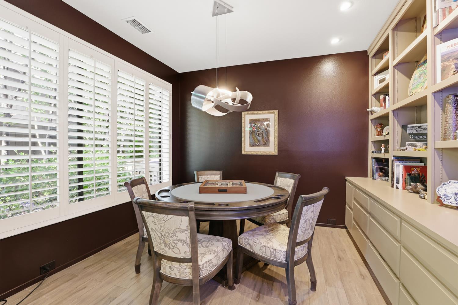 Gold River, California, 95670, United States, 4 Bedrooms Bedrooms, ,5 BathroomsBathrooms,Residential,For Sale,1987751