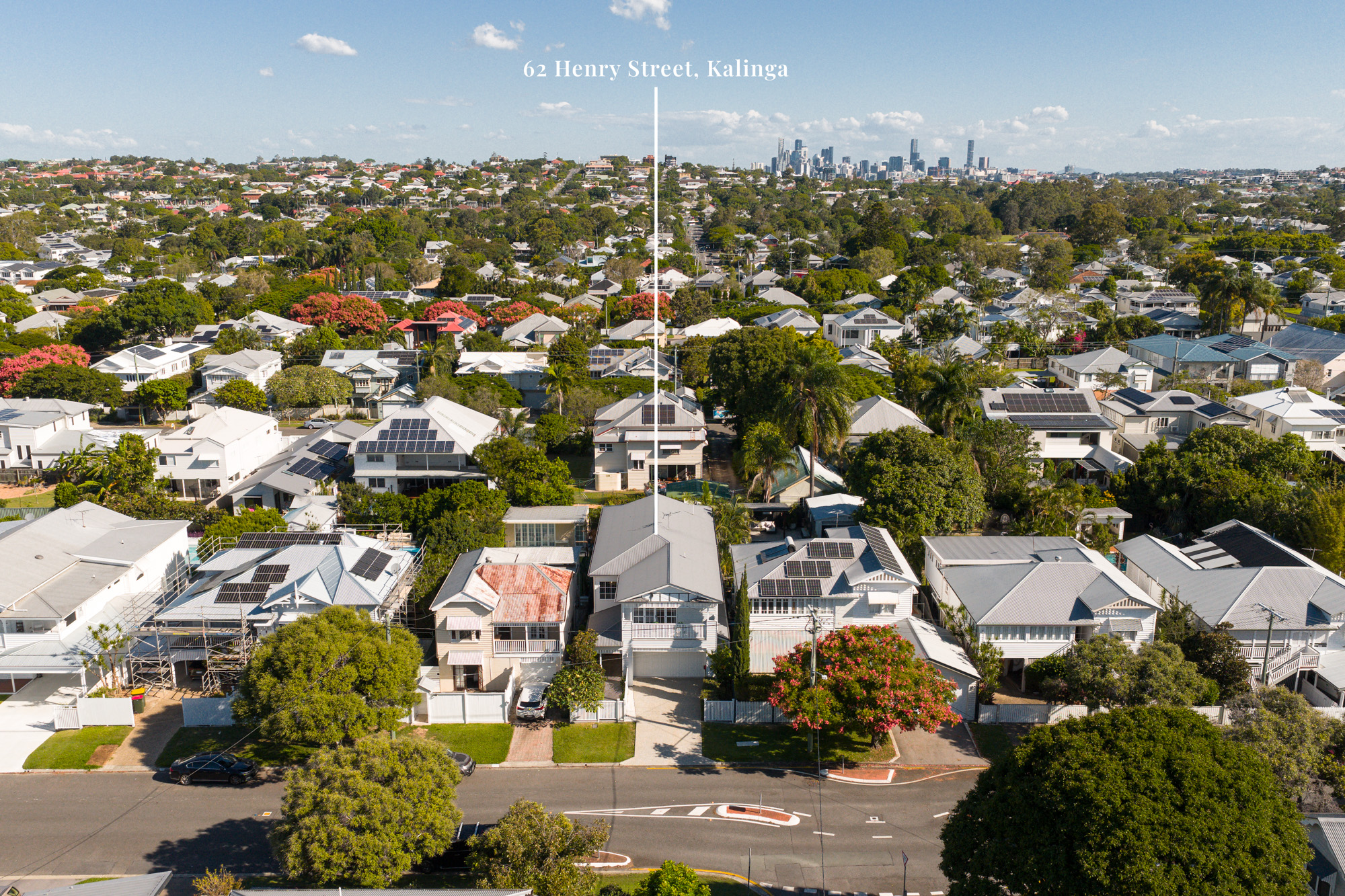  Resort-Style Charm, Family Functionality and Effortless Entertaining in a Prized - 物件實景