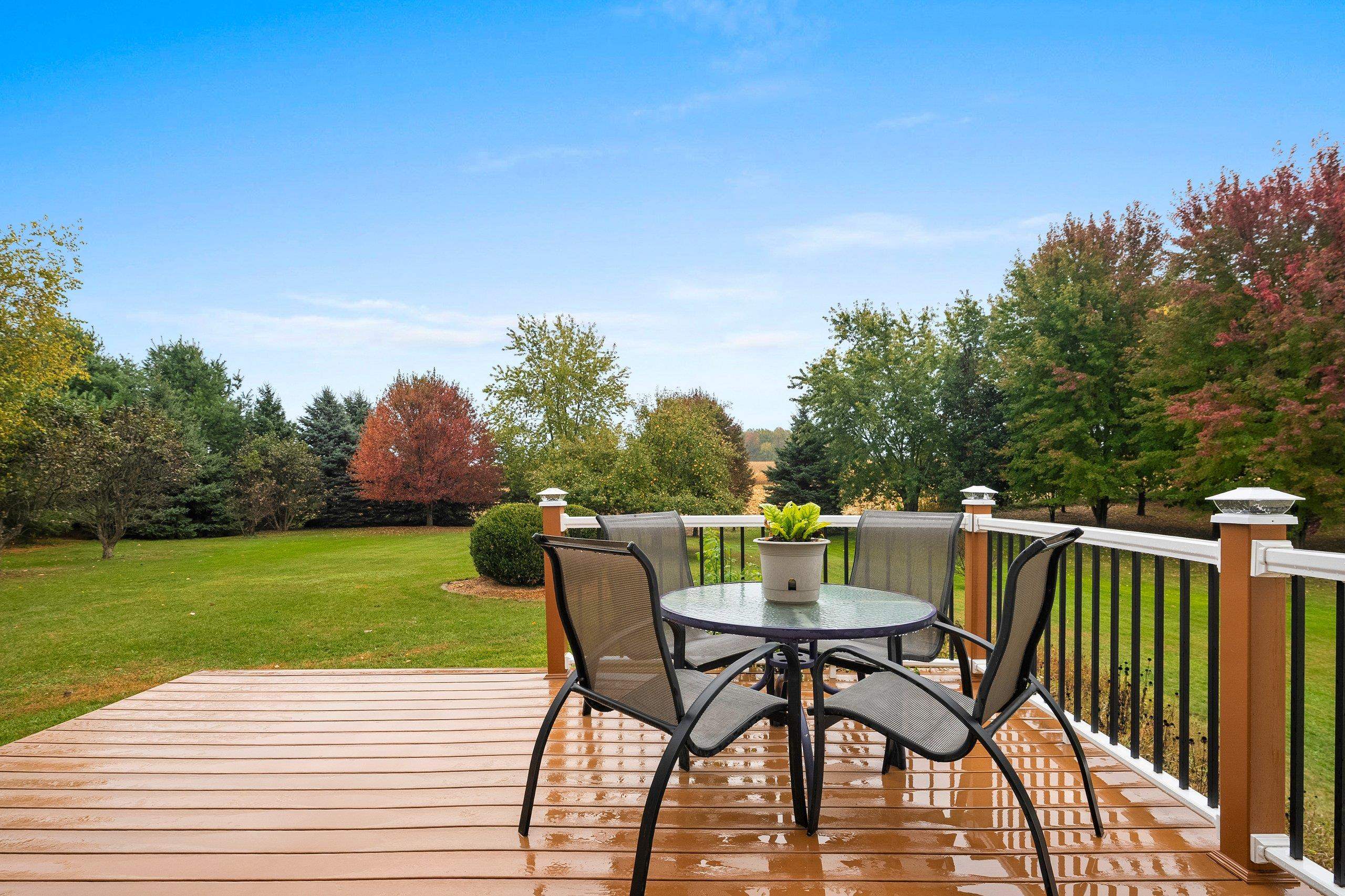 SOBIESKI, Wisconsin, 54171, United States, 5 Bedrooms Bedrooms, ,3 BathroomsBathrooms,Residential,For Sale,1965395