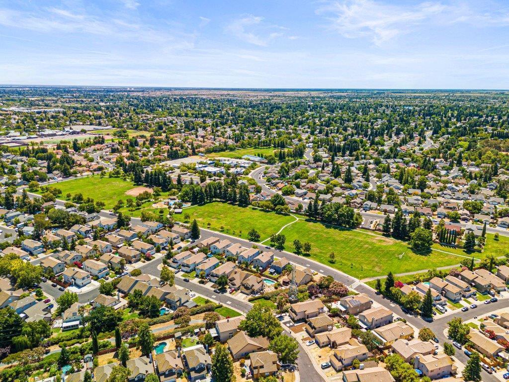 Elk Grove, California, 95758, United States, 3 Bedrooms Bedrooms, ,3 BathroomsBathrooms,Residential,For Sale,1900592