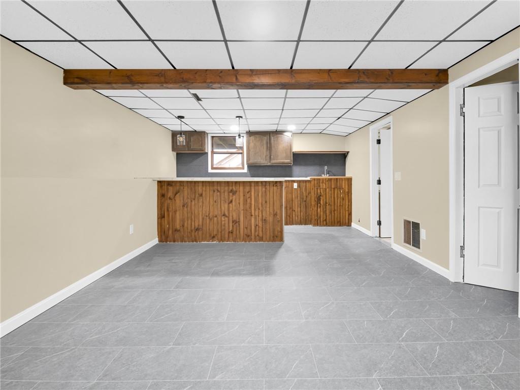 Warwick, Rhode Island, 02889, United States, 3 Bedrooms Bedrooms, ,3 BathroomsBathrooms,Residential,For Sale,2030234