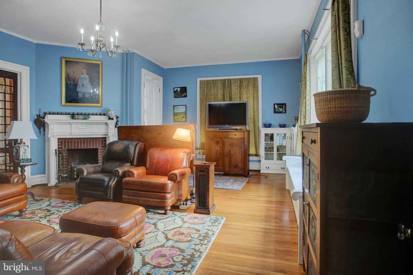 144 W Main Street, Waynesboro, Pennsylvania, 17268, United States, 7 Bedrooms Bedrooms, ,4 BathroomsBathrooms,Residential,For Sale,144 W Main Street,1662574
