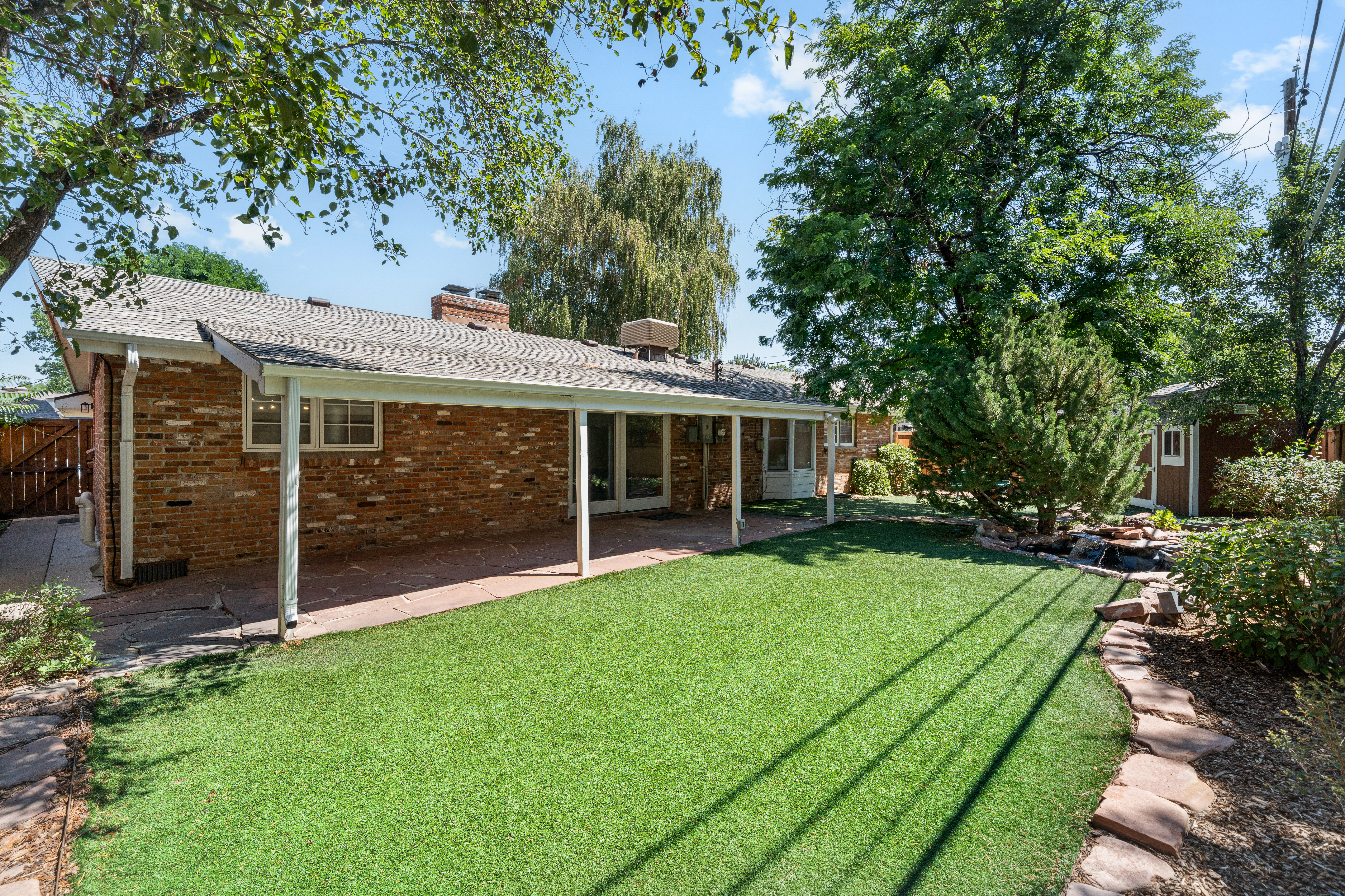  Spacious ranch-style home offers a functional floor plan - 物件實景