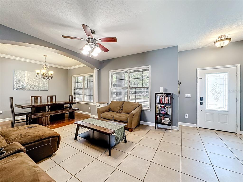 Oviedo, Florida, 32765, United States, 5 Bedrooms Bedrooms, ,3 BathroomsBathrooms,Residential,For Sale,1903894